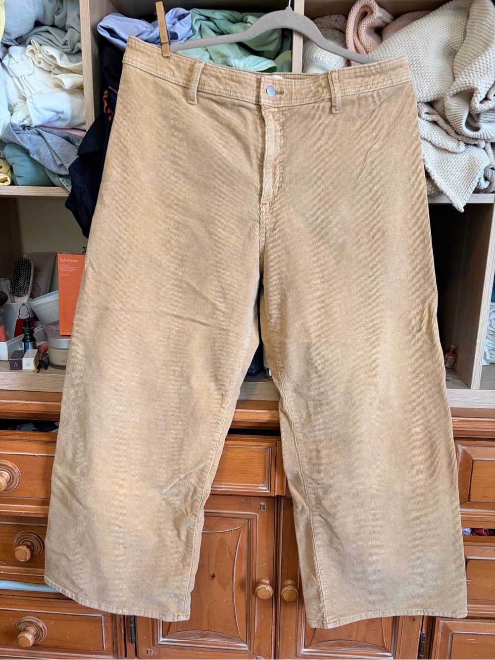 Universal Thread sailor Women's Wide-Leg Corduroy Pants in Tan
